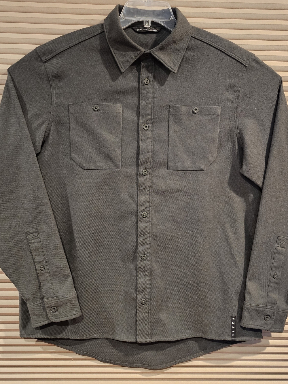 Sitka Gear Riser Work Shirt Men's XL Gray Long Sleeve Button Up Utility Hiking